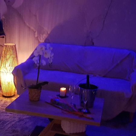 Love Room Jaccuzi Puisserguier Kültér fotó