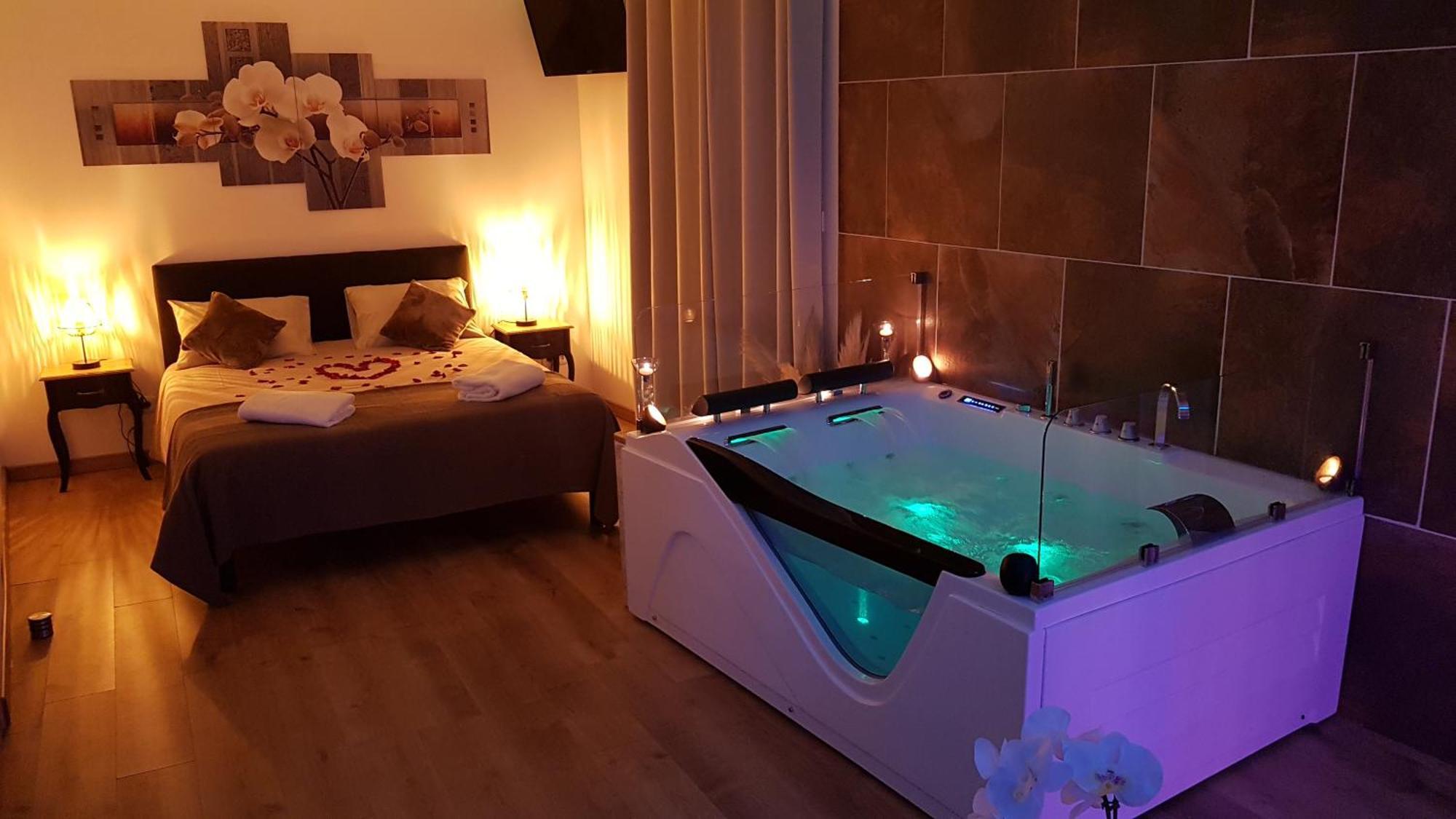 Love Room Jaccuzi Puisserguier Kültér fotó