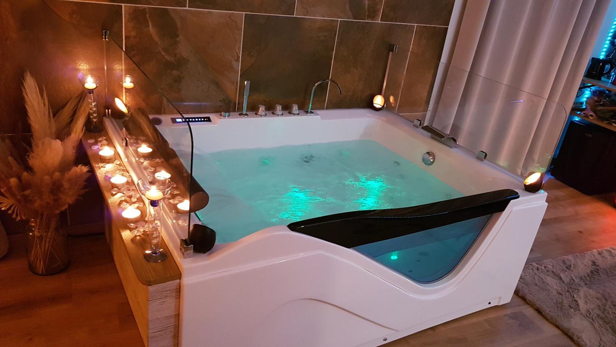 Love Room Jaccuzi Puisserguier Kültér fotó